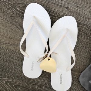 OLD NAVY FLIP FLOPS